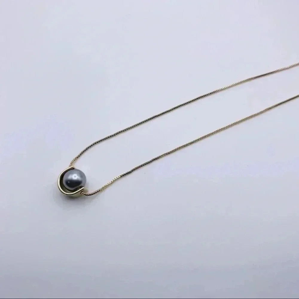 DAINTY Single Pearl Floating Necklace, Pearl Necklace, Gold Plated Neckl… - Picture 2 of 6